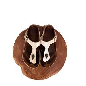 Birkenstock Women’s Glzeh Sandals.